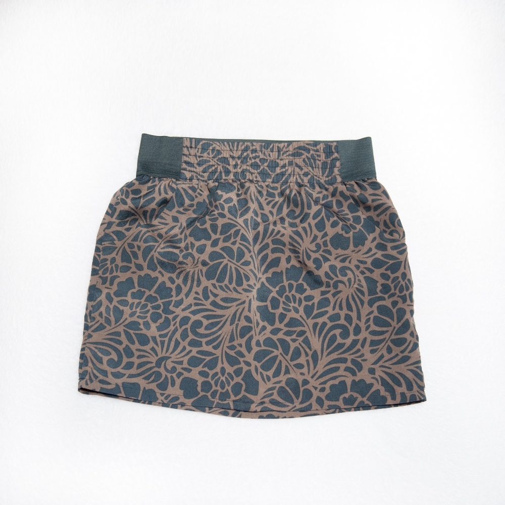 GAP Outlet Mini Floral Sidewalk Skirt Elastic Waistband